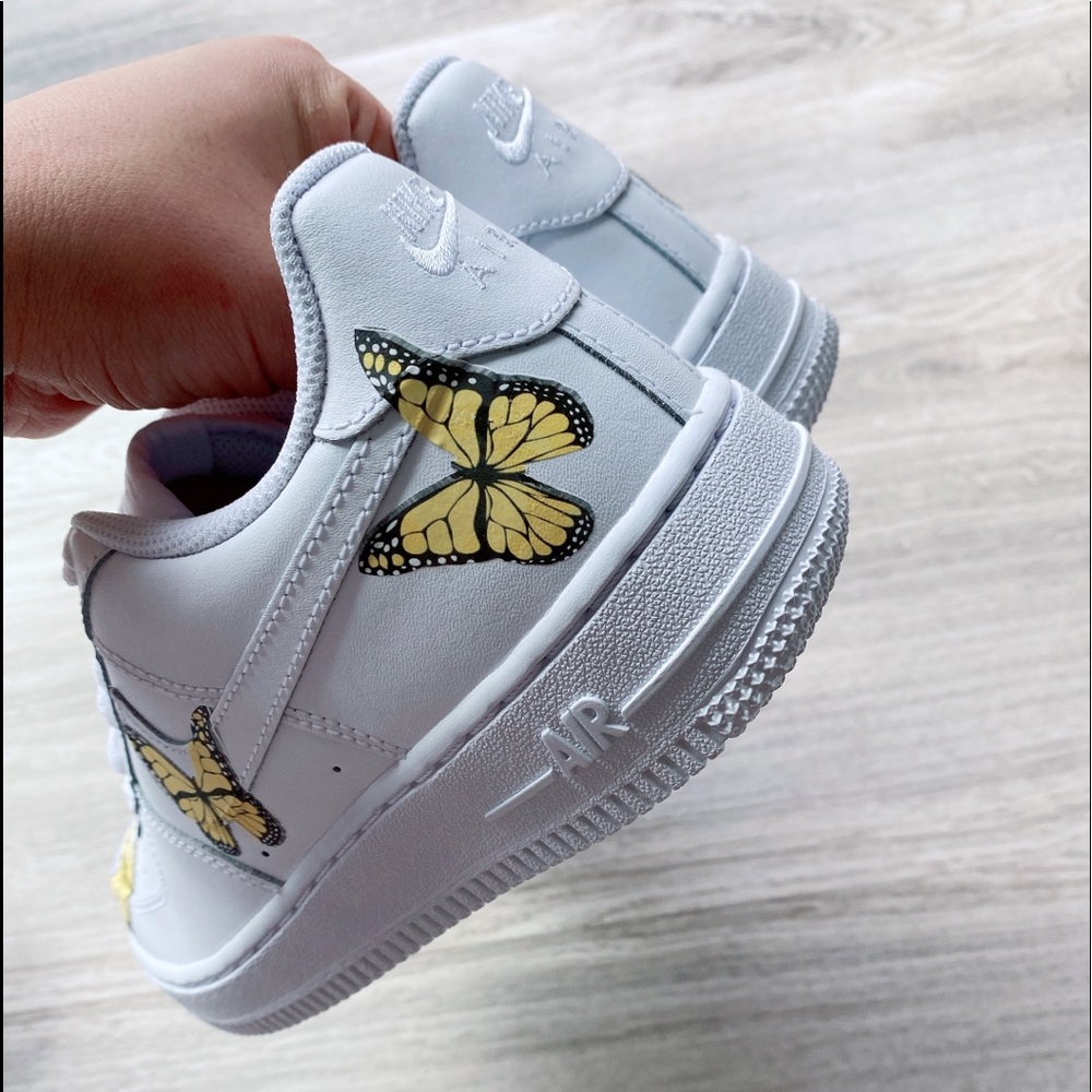 Nike Air Force 1 low custom butterfly ๐ฆ - Picture 4 of 7
